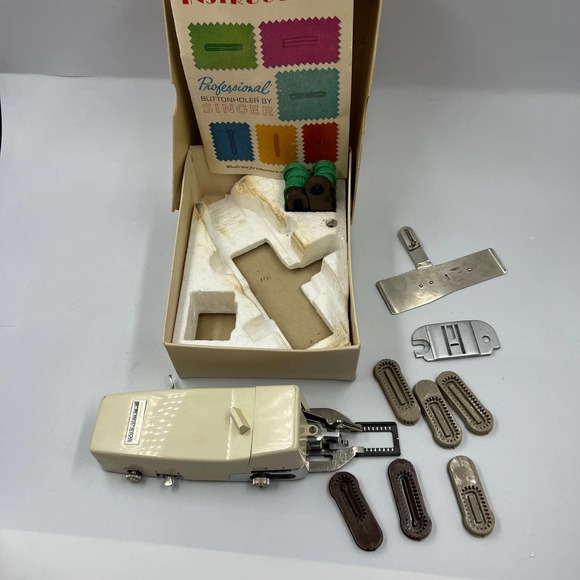 Singer Professional Buttonholer SIMS 4634 v102878 Vintage Sewing Accessory - Picture 1 of 14